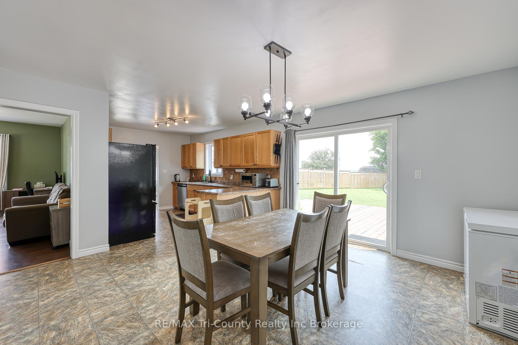 Photo 34 of 180 Talbot Street, Norfolk, Courtland — HOMEH