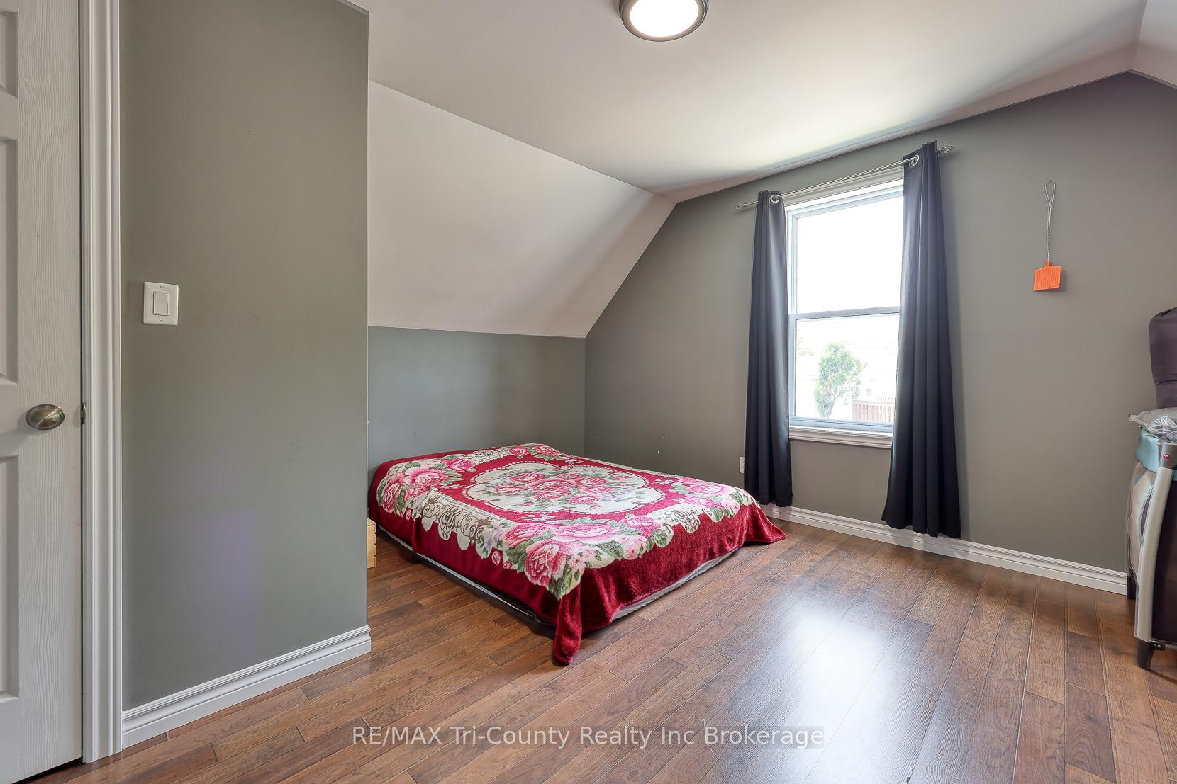 Photo 45 of 180 Talbot Street, Norfolk, Courtland — HOMEH
