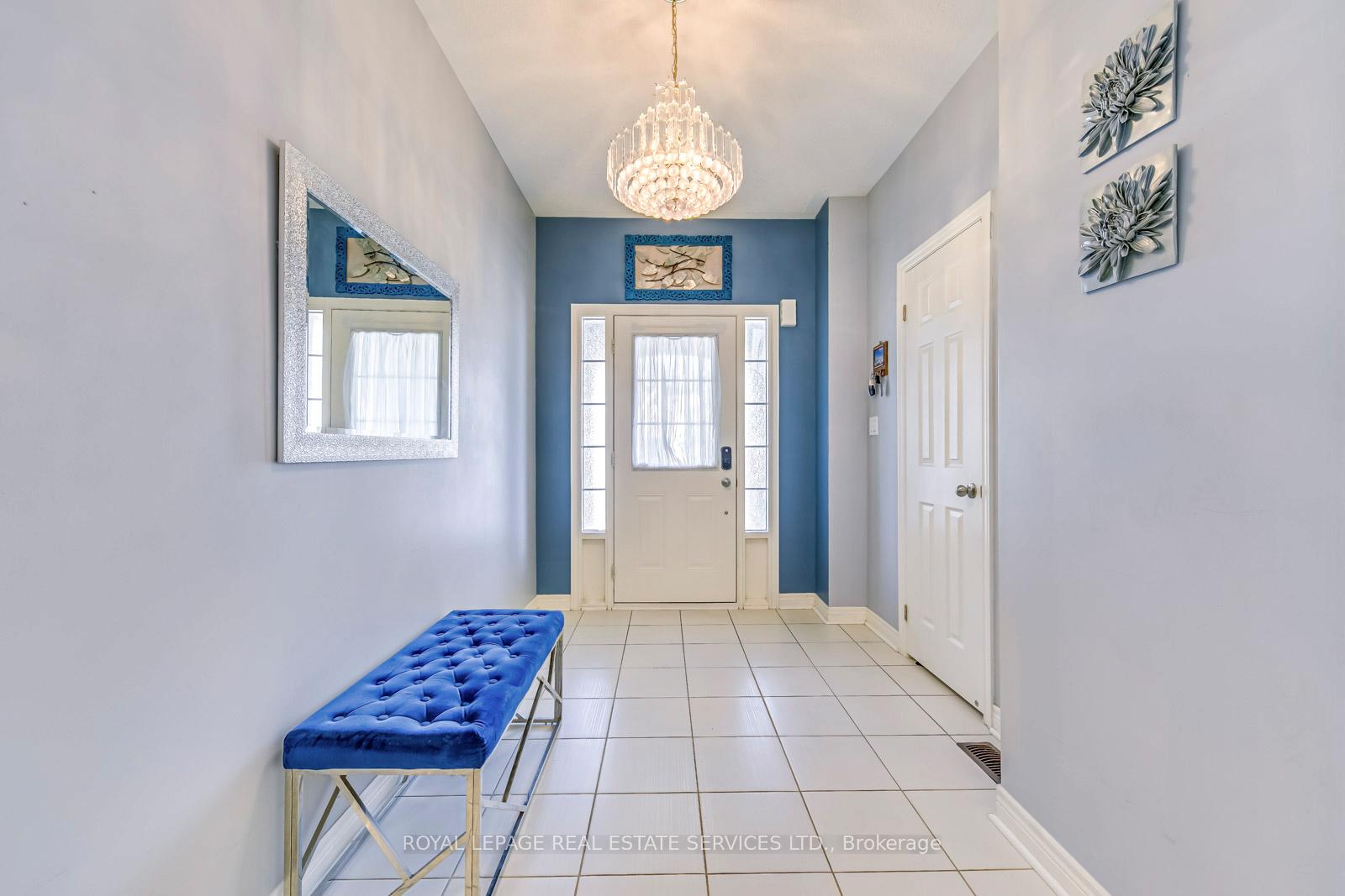 Photo 3 of 448 Downes Jackson Heights, Milton, Harrison — HOMEH