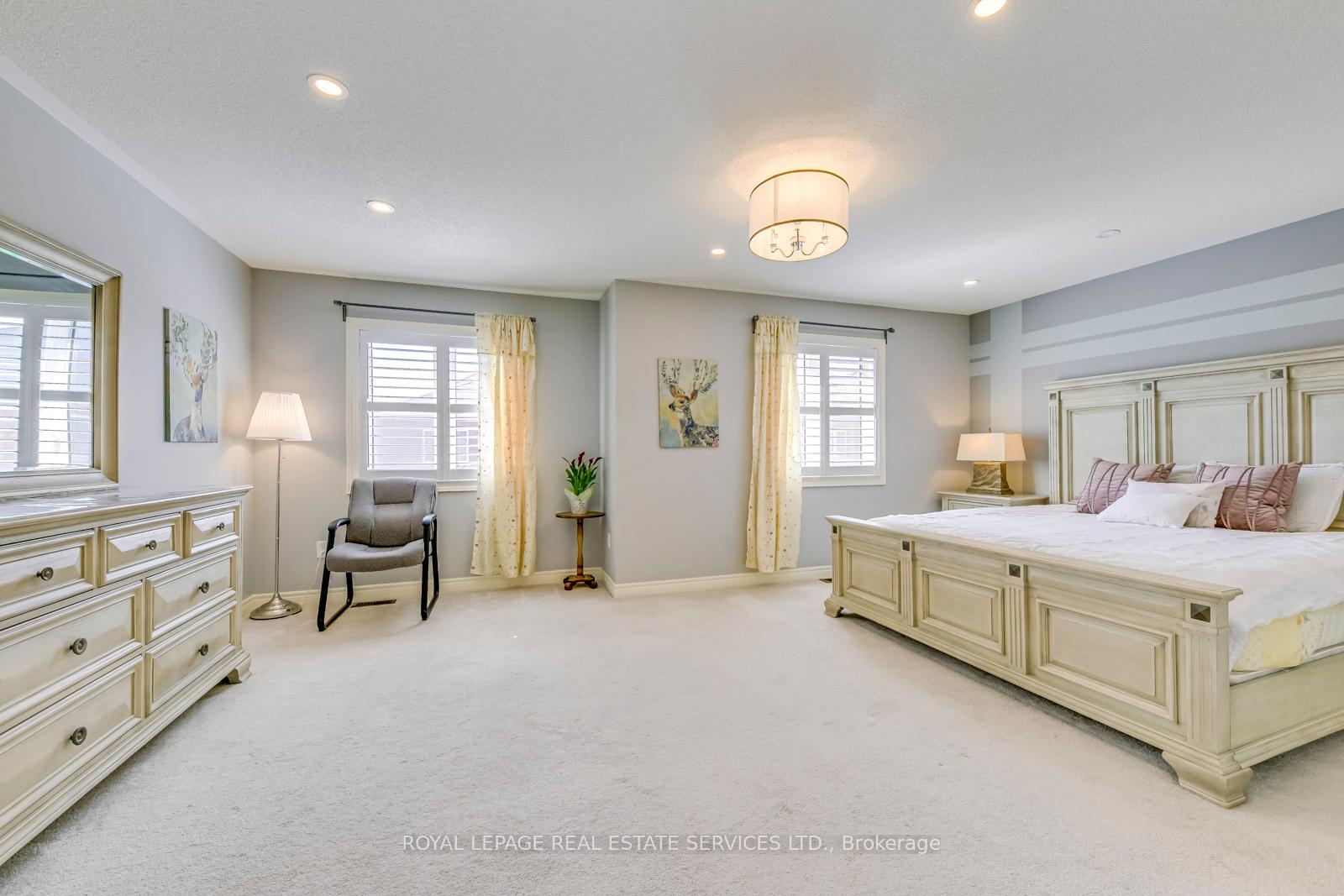 Photo 15 of 448 Downes Jackson Heights, Milton, Harrison — HOMEH