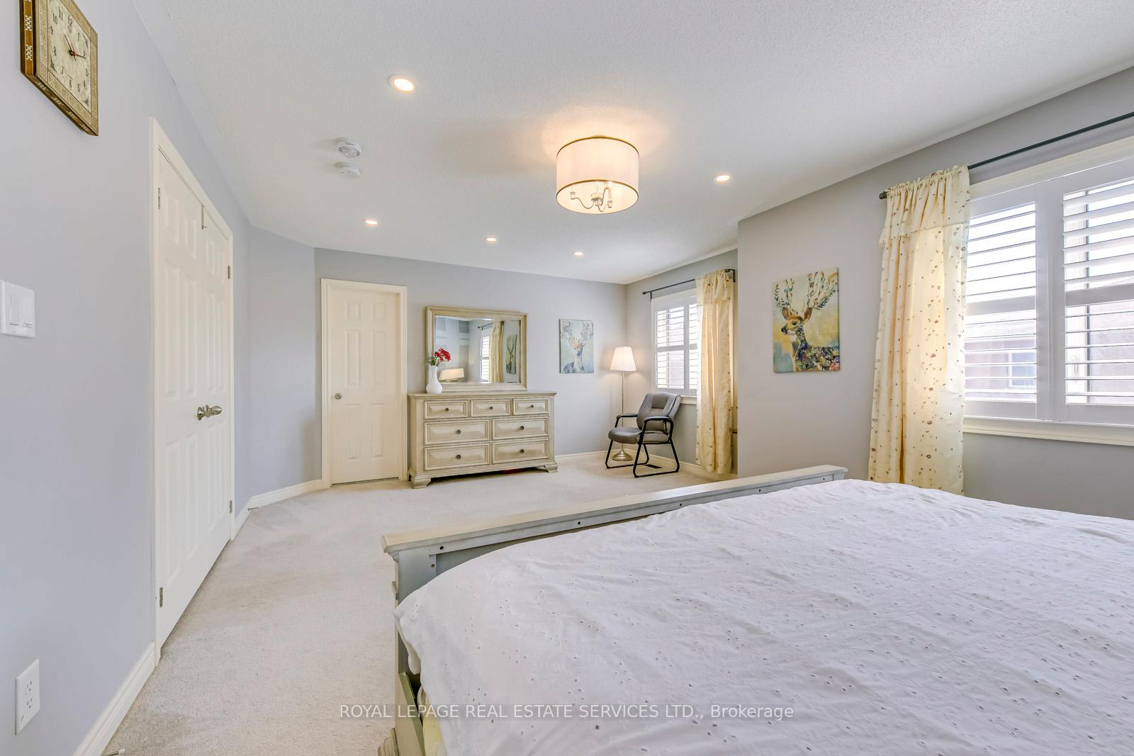 Photo 17 of 448 Downes Jackson Heights, Milton, Harrison — HOMEH