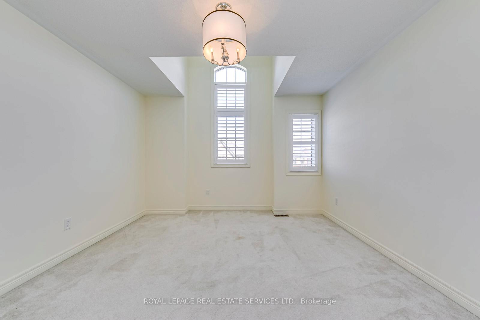 Photo 21 of 448 Downes Jackson Heights, Milton, Harrison — HOMEH
