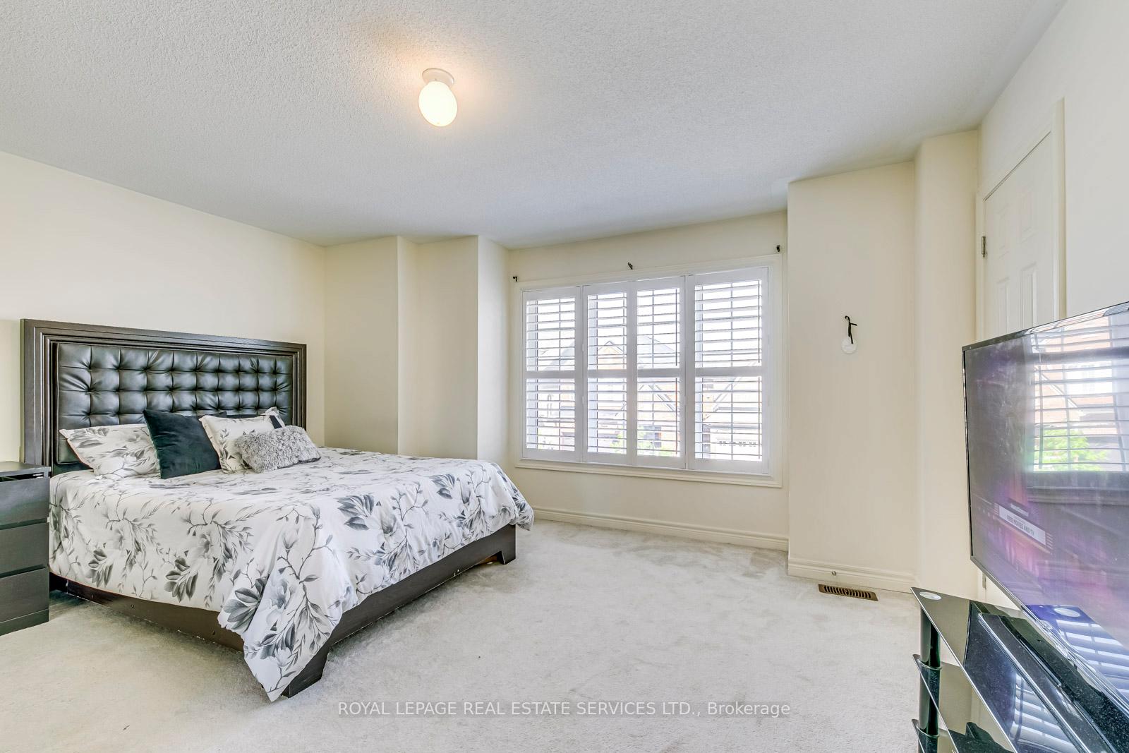 Photo 23 of 448 Downes Jackson Heights, Milton, Harrison — HOMEH