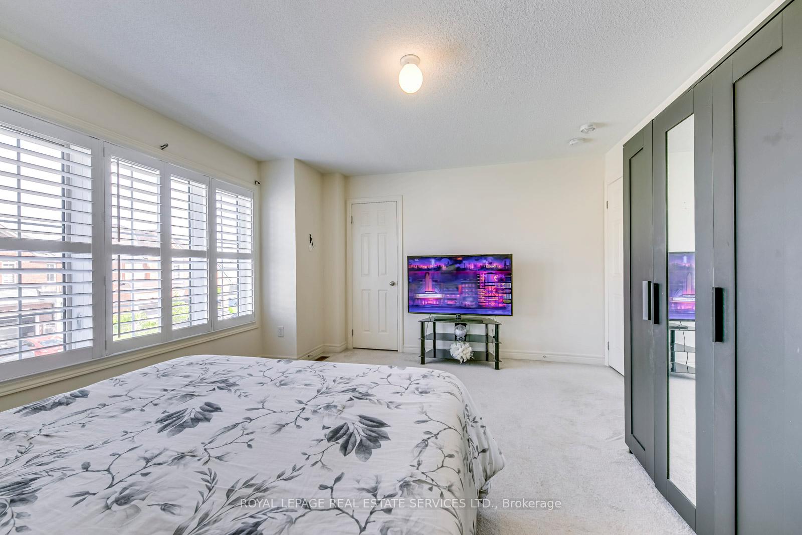 Photo 24 of 448 Downes Jackson Heights, Milton, Harrison — HOMEH