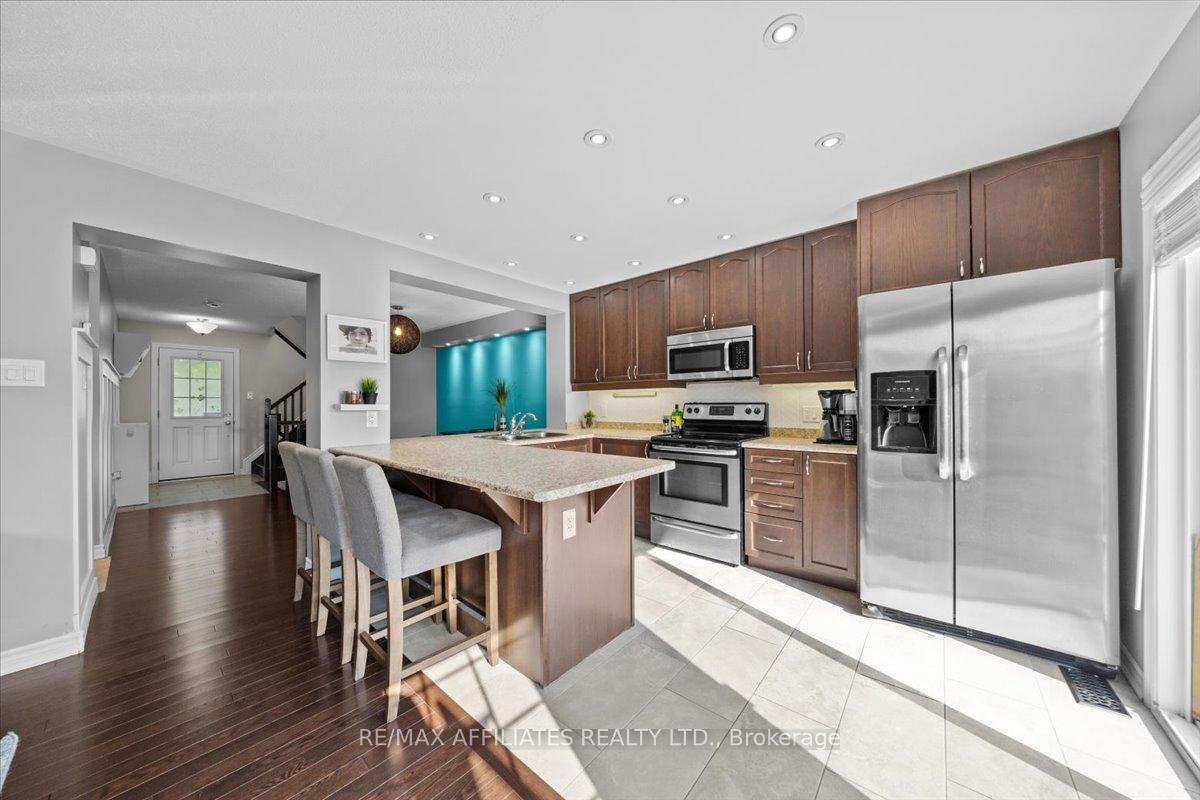 Photo 5 of 142 Eclipse Crescent, Ottawa, Notting Hill/Summerside — HOMEH