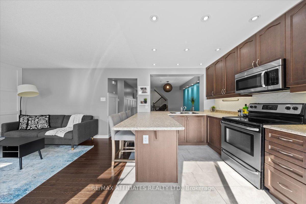 Photo 6 of 142 Eclipse Crescent, Ottawa, Notting Hill/Summerside — HOMEH