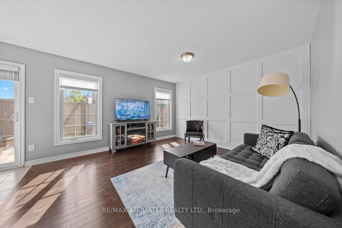Photo 10 of 142 Eclipse Crescent, Ottawa, Notting Hill/Summerside — HOMEH