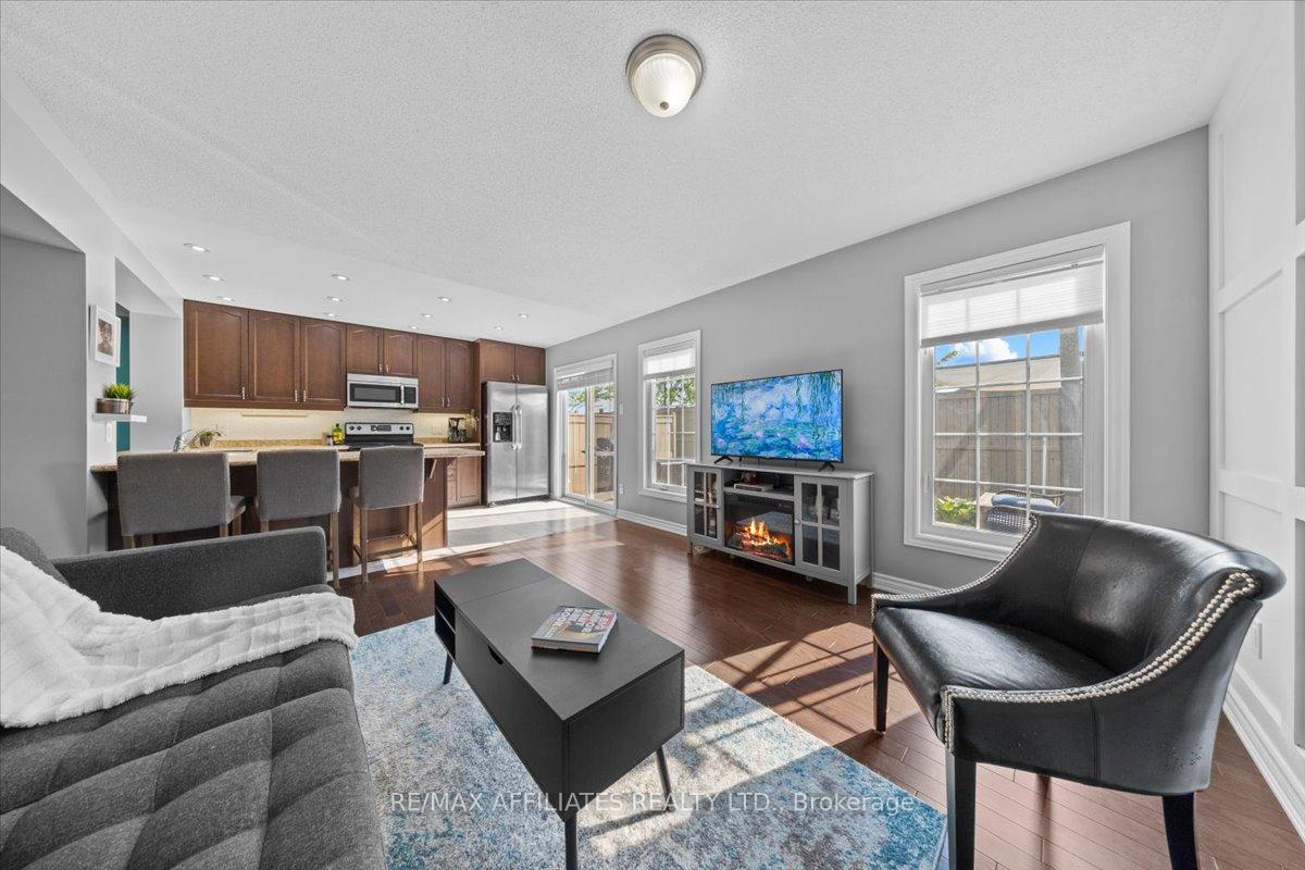 Photo 11 of 142 Eclipse Crescent, Ottawa, Notting Hill/Summerside — HOMEH