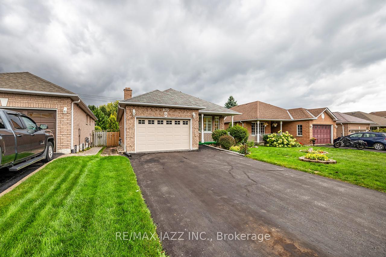 Photo 3 of 875 Beatrice Street E, Oshawa, Pinecrest — HOMEH