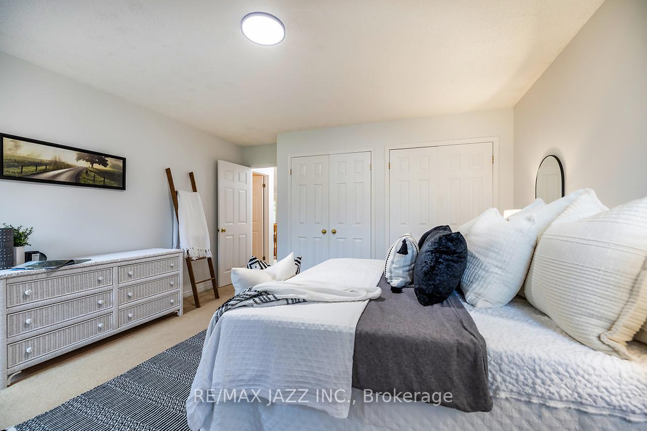 Photo 21 of 875 Beatrice Street E, Oshawa, Pinecrest — HOMEH