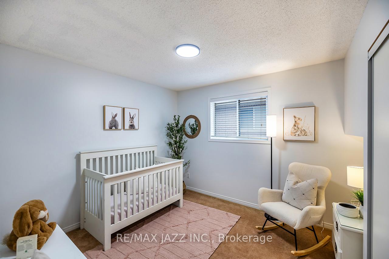Photo 25 of 875 Beatrice Street E, Oshawa, Pinecrest — HOMEH