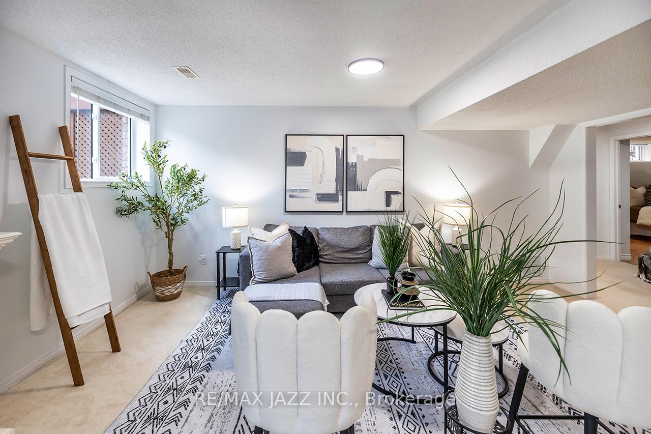 Photo 31 of 875 Beatrice Street E, Oshawa, Pinecrest — HOMEH