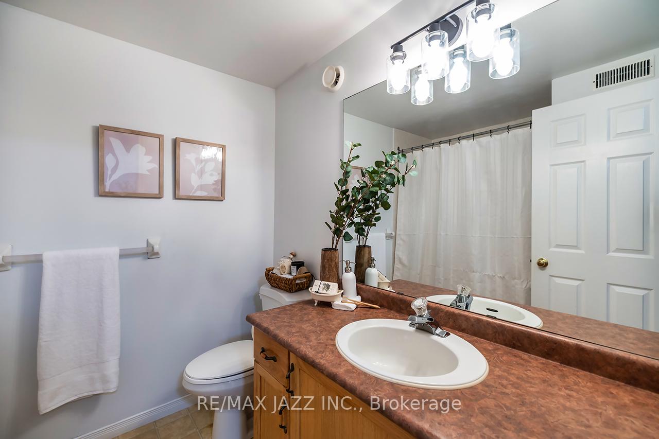 Photo 34 of 875 Beatrice Street E, Oshawa, Pinecrest — HOMEH