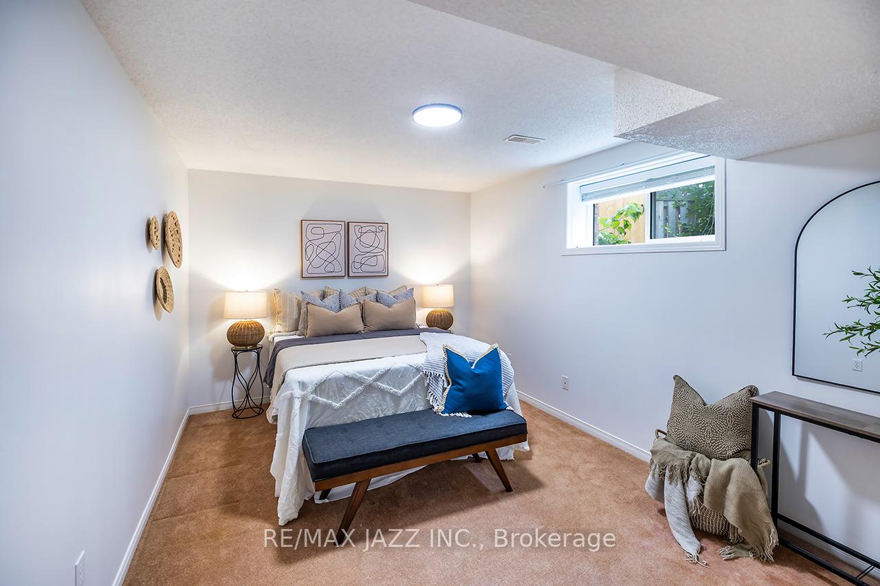 Photo 35 of 875 Beatrice Street E, Oshawa, Pinecrest — HOMEH