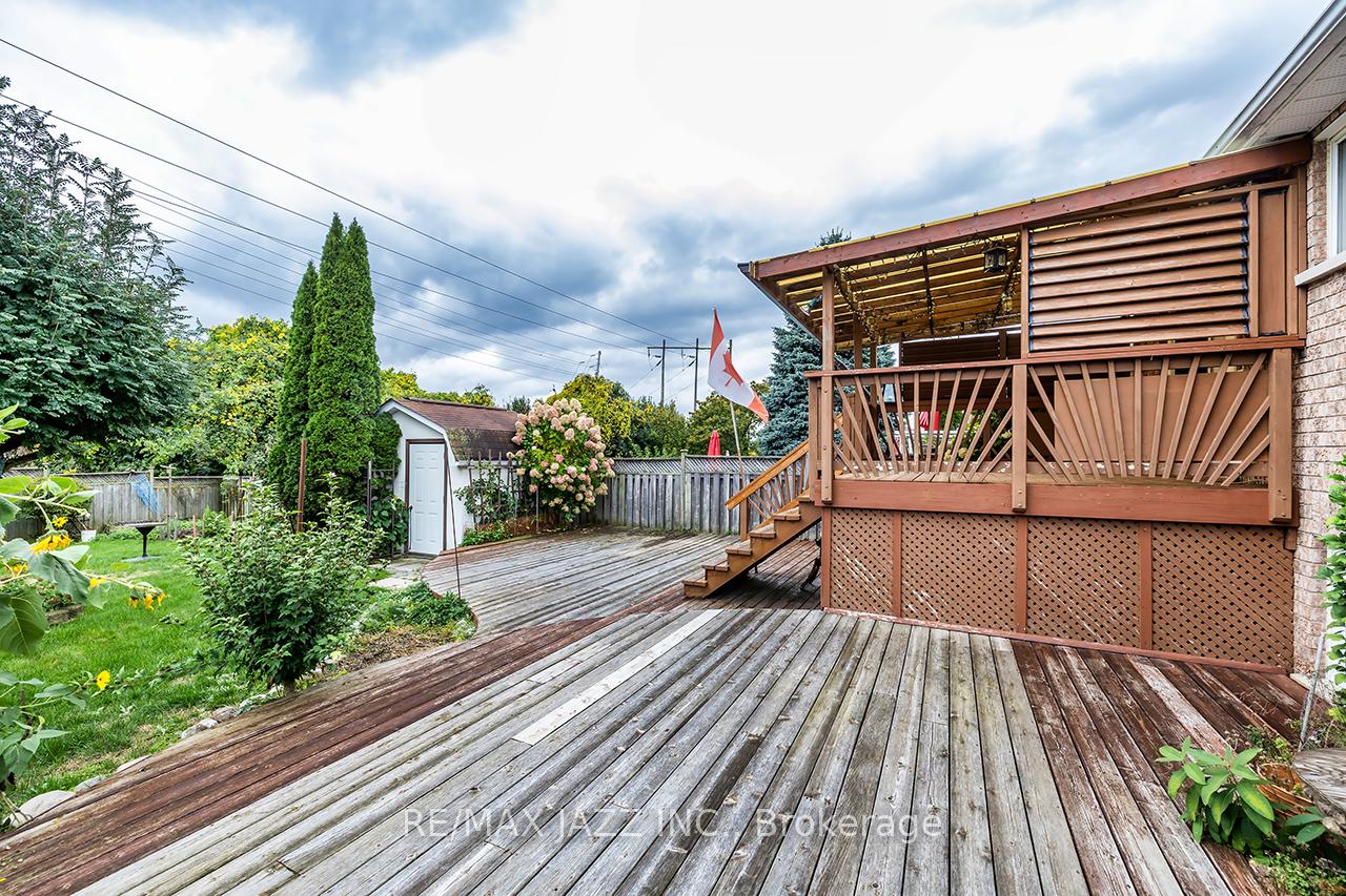 Photo 43 of 875 Beatrice Street E, Oshawa, Pinecrest — HOMEH
