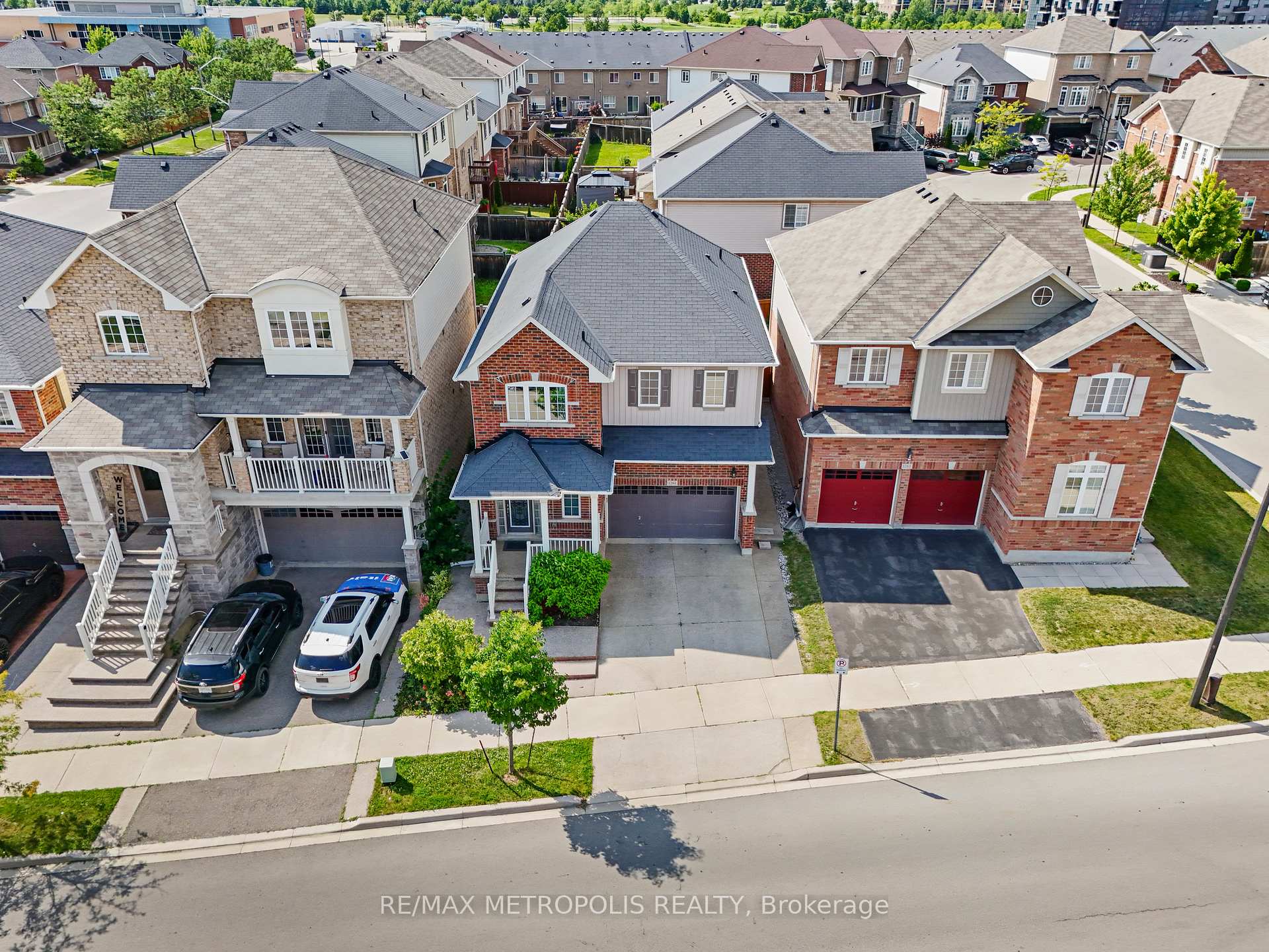 Photo 3 of 1261 Rusk Avenue, Milton, Clarke — HOMEH