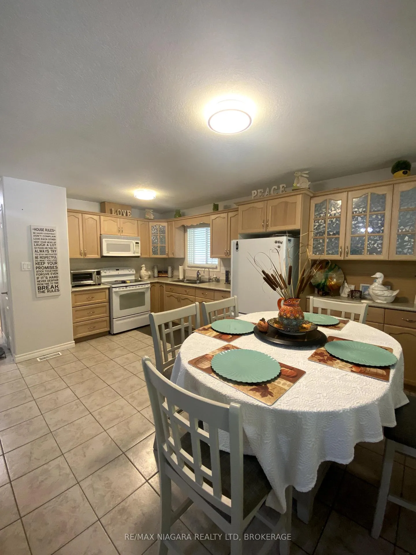 Photo 7 of 4875 Firelane 18, Port Colborne, Sherkston — HOMEH