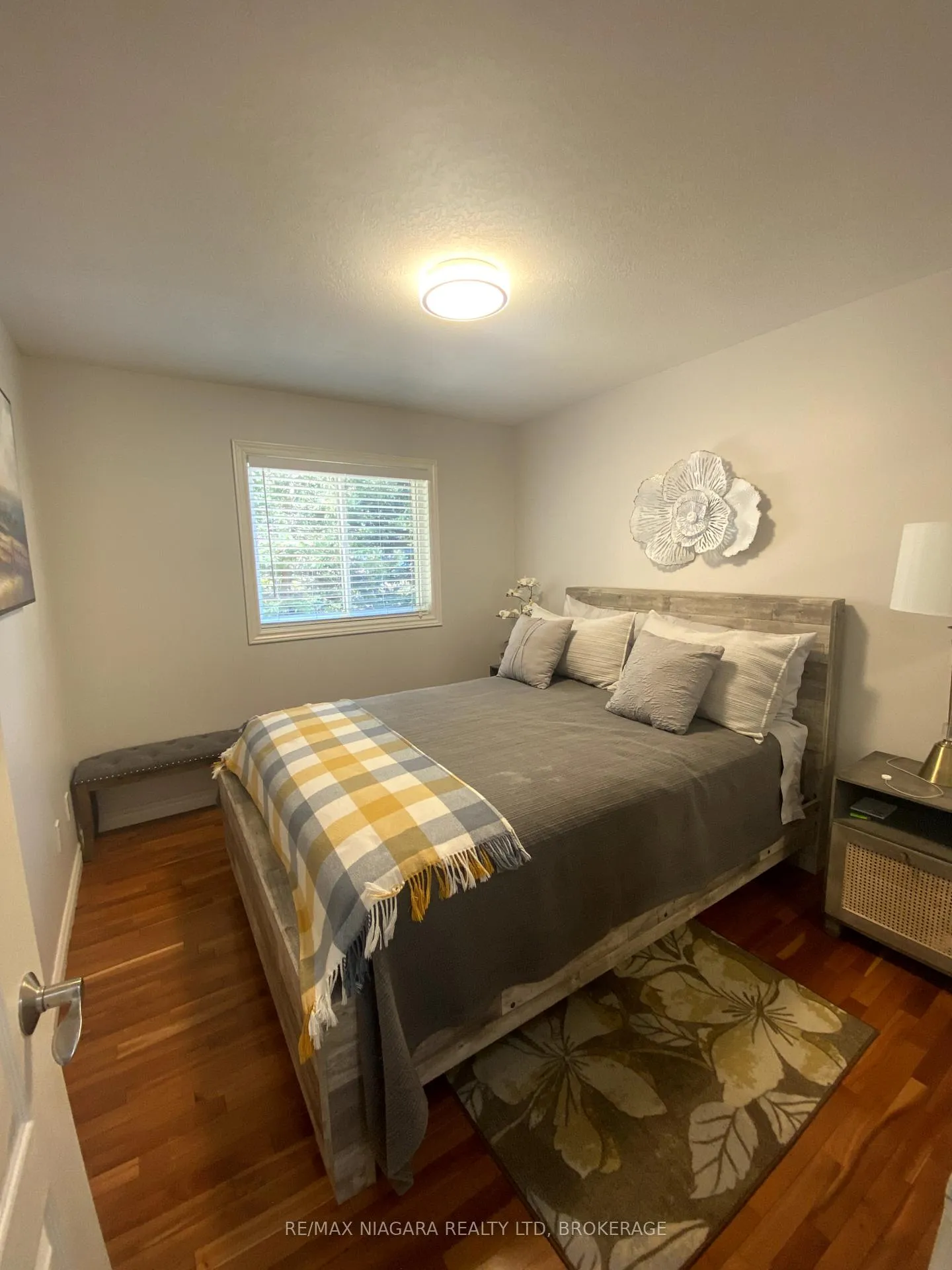 Photo 12 of 4875 Firelane 18, Port Colborne, Sherkston — HOMEH