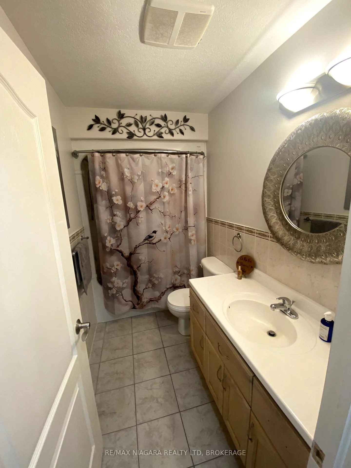 Photo 13 of 4875 Firelane 18, Port Colborne, Sherkston — HOMEH
