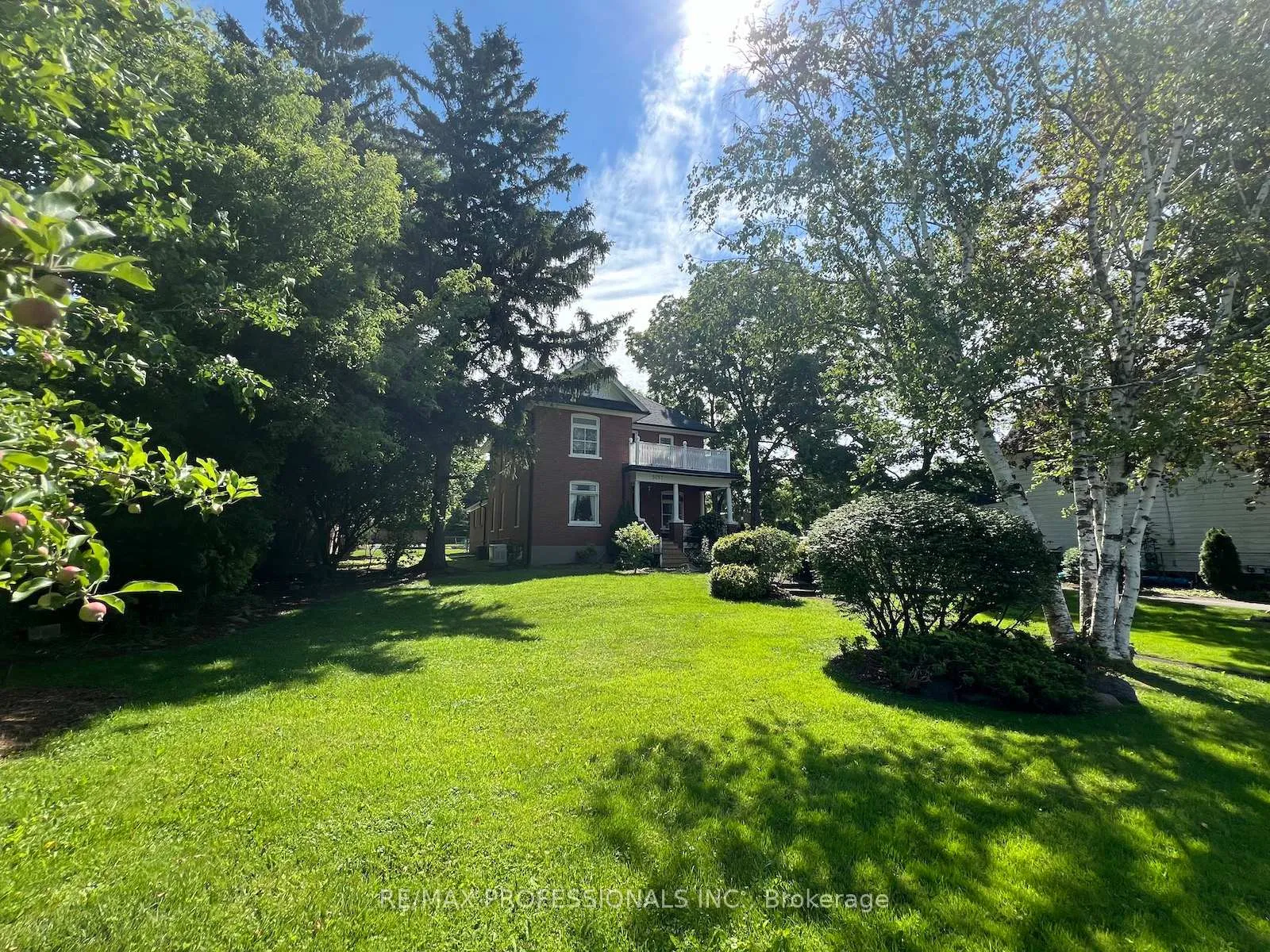 Front of 5057 Old Brock Road