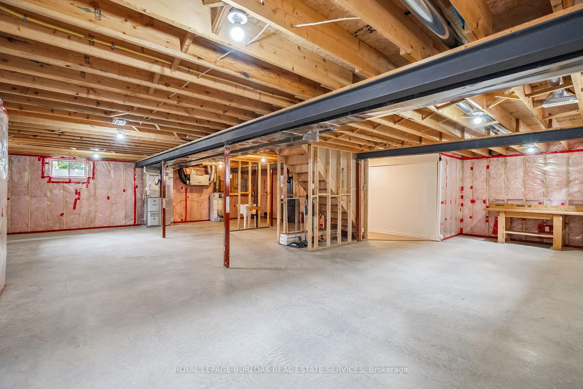 Photo 18 of 90 Driftwood Drive, Norfolk, Simcoe — HOMEH