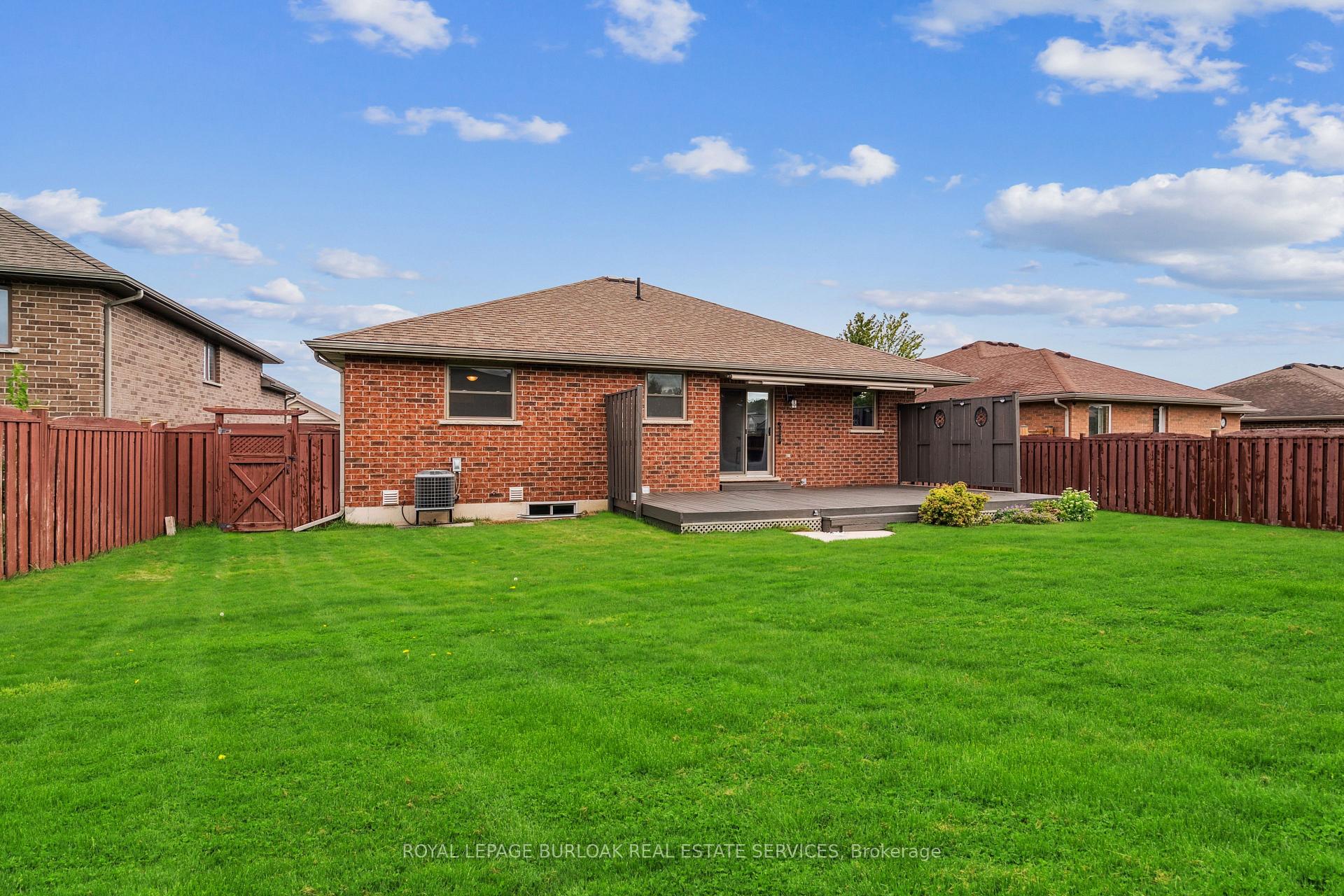 Photo 23 of 90 Driftwood Drive, Norfolk, Simcoe — HOMEH