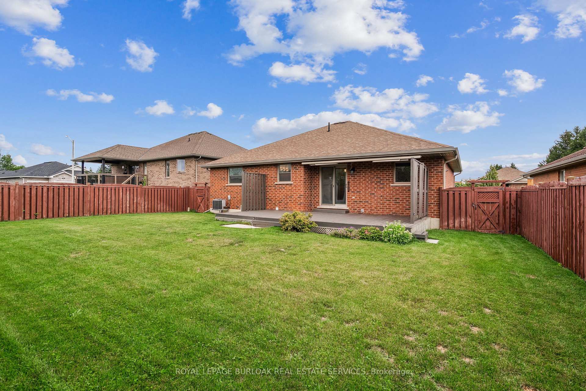 Photo 24 of 90 Driftwood Drive, Norfolk, Simcoe — HOMEH