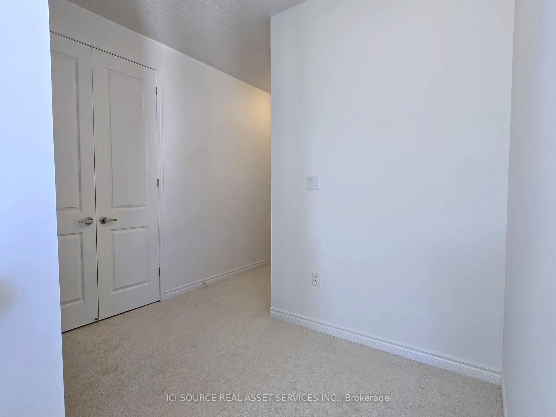 Photo 14 of 1405 Mockingbird Square, Pickering, Rural Pickering — HOMEH