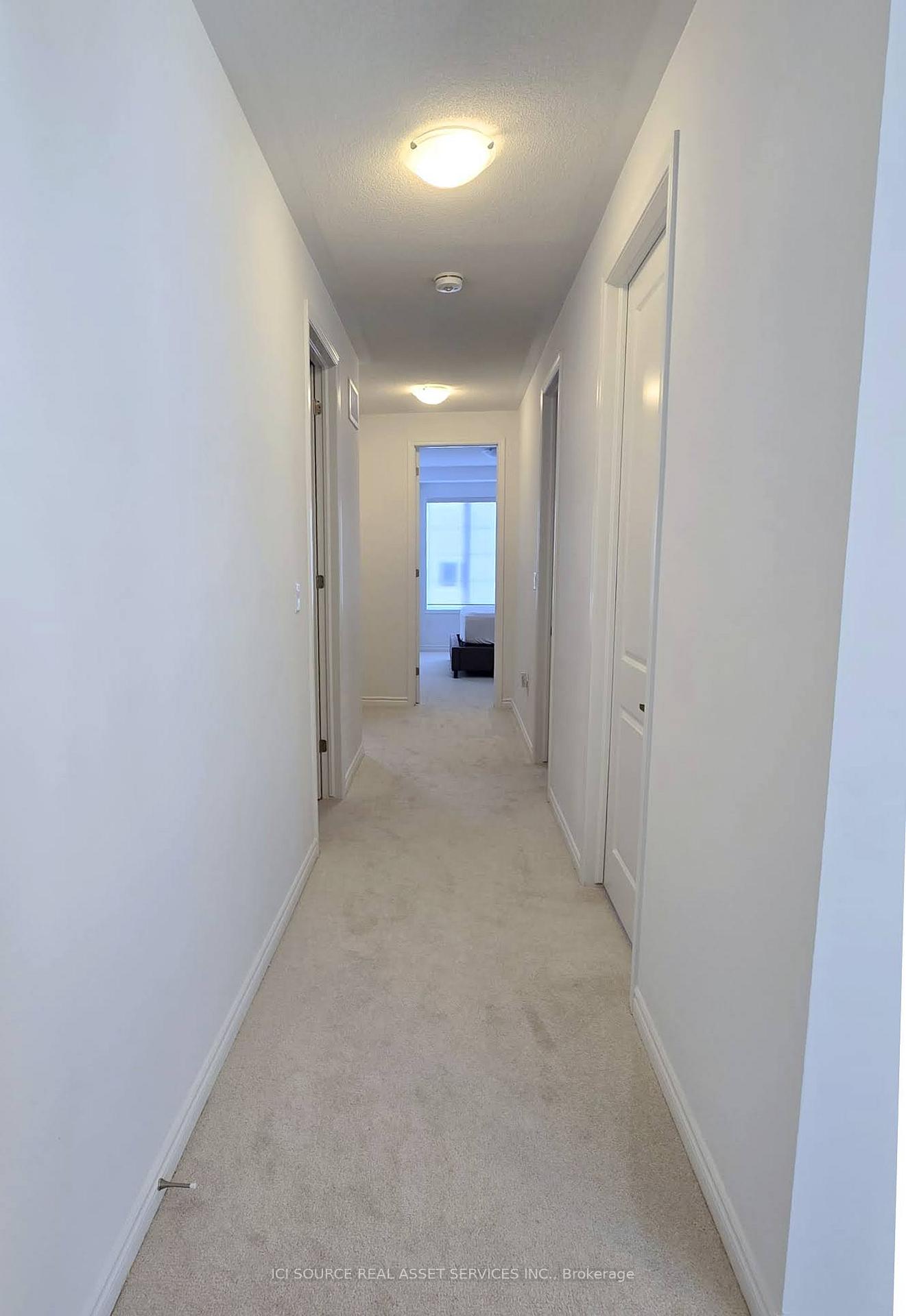 Photo 15 of 1405 Mockingbird Square, Pickering, Rural Pickering — HOMEH