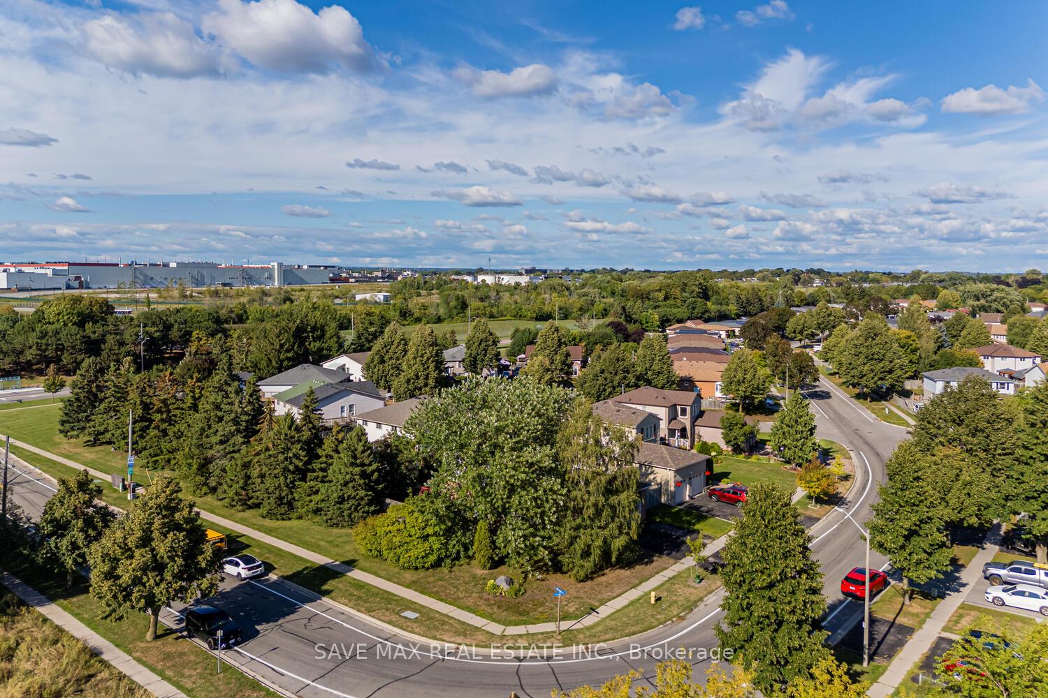 Photo 42 of 1058 Renaissance Drive, Oshawa, Lakeview — HOMEH