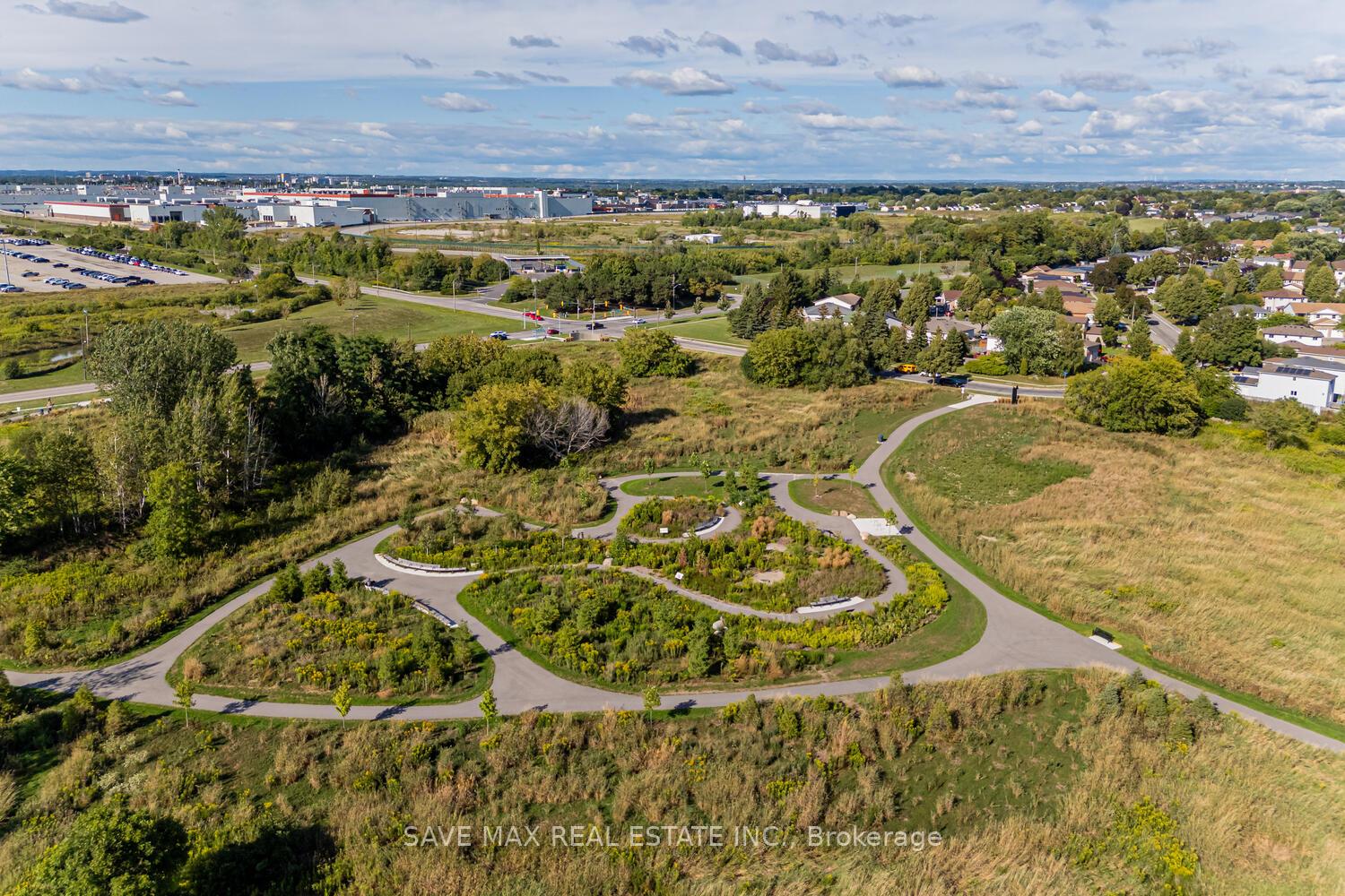 Photo 47 of 1058 Renaissance Drive, Oshawa, Lakeview — HOMEH
