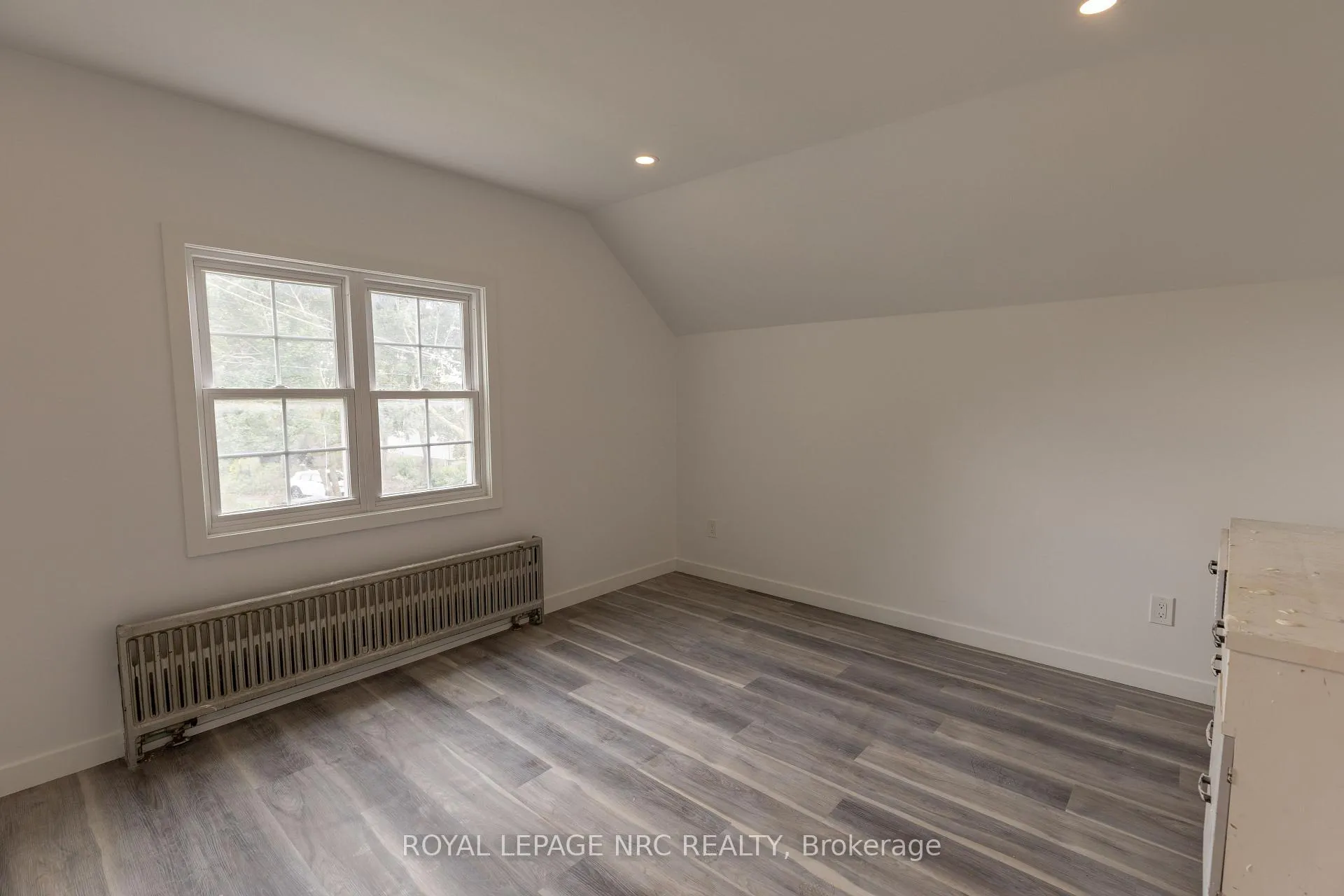 Photo 23 of 248 Bell Street, Port Colborne, Killaly East — HOMEH