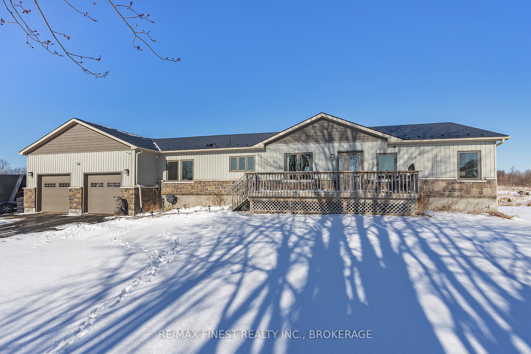 Front of 3922 4th Concession