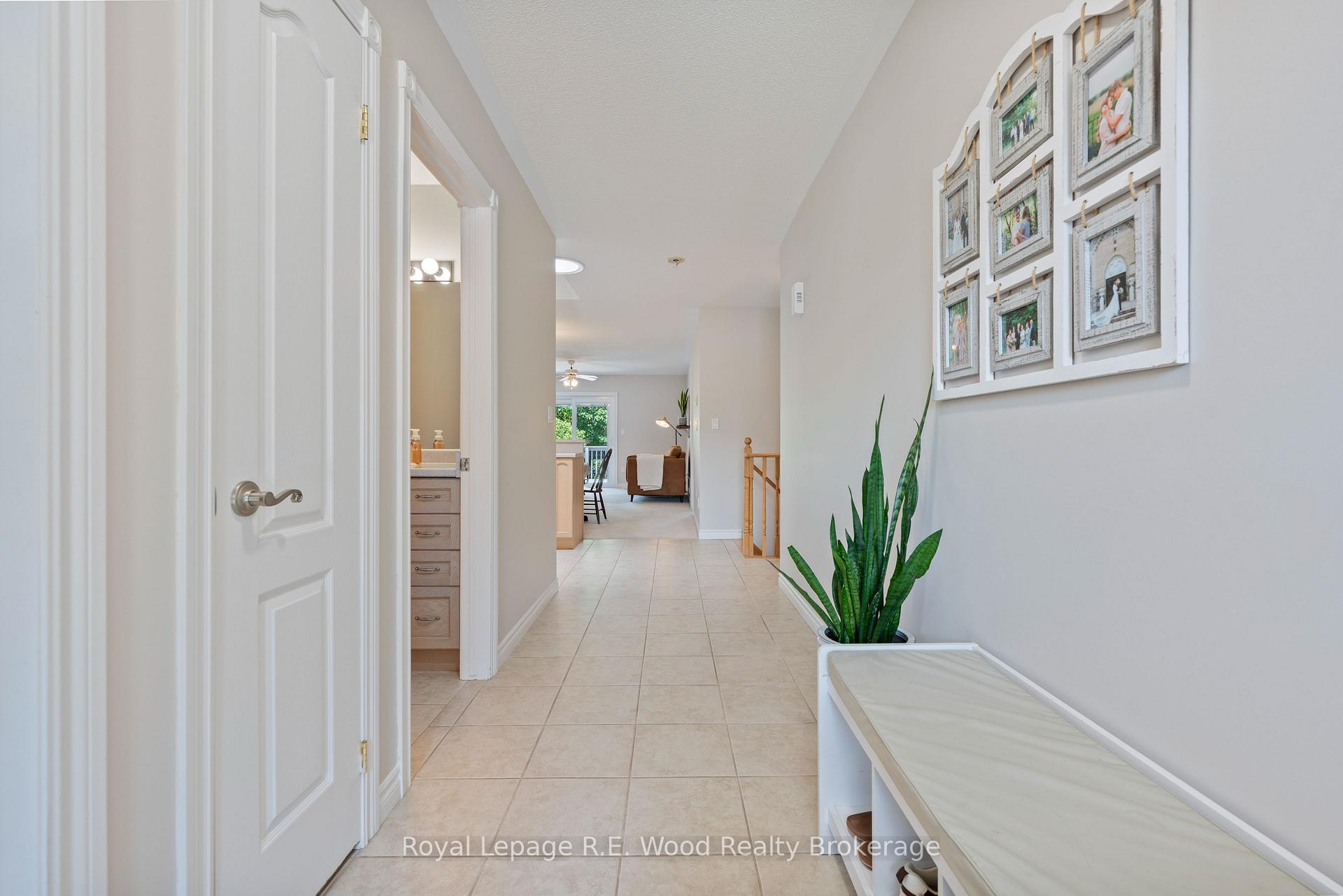 Photo 5 of 39 South Drive, Norfolk, Simcoe — HOMEH