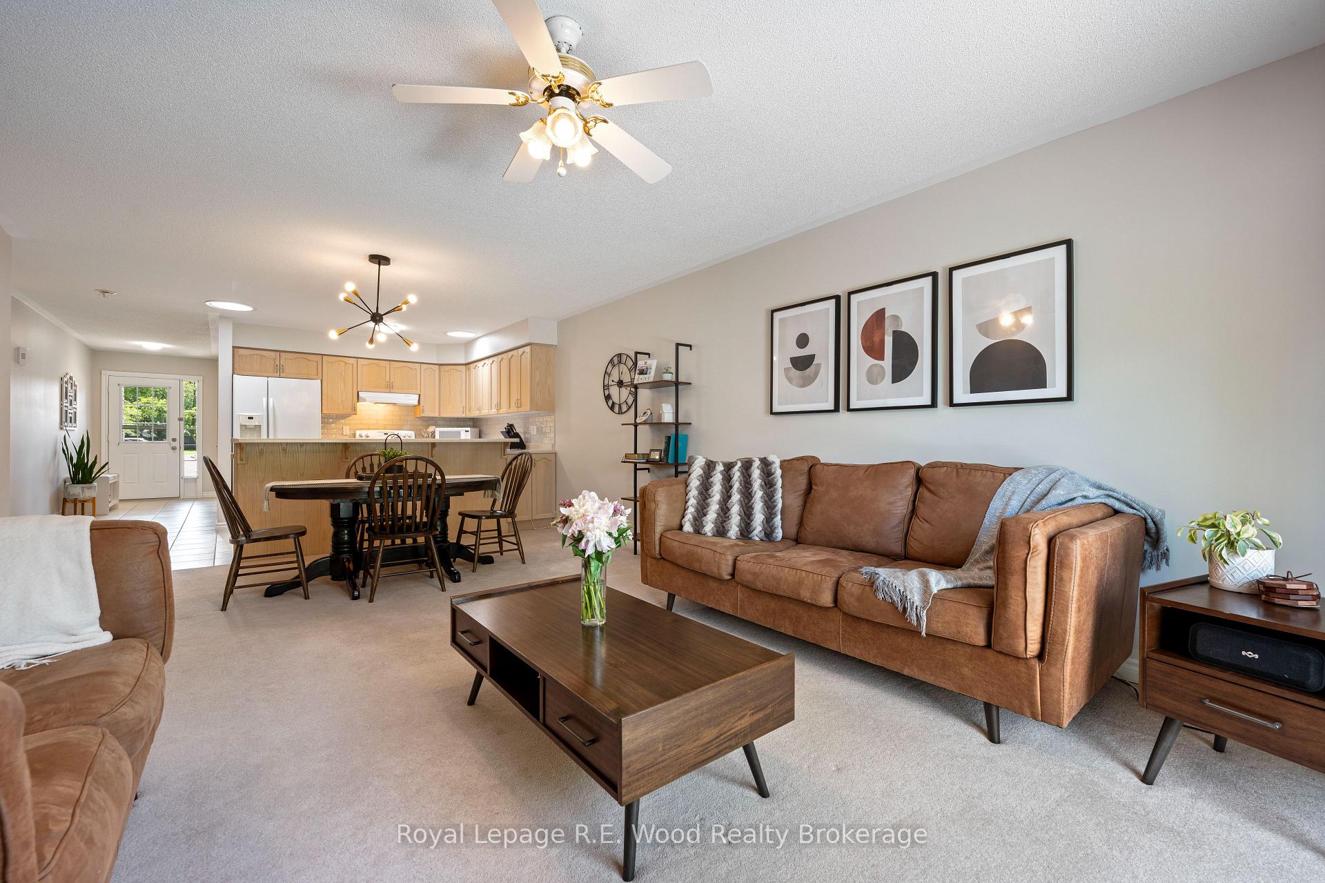 Photo 10 of 39 South Drive, Norfolk, Simcoe — HOMEH