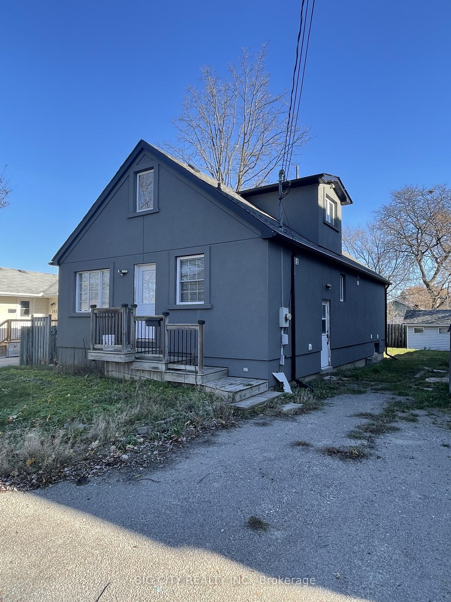 Photo 1 of 741 Hillview Crescent, Pickering, West Shore — HOMEH