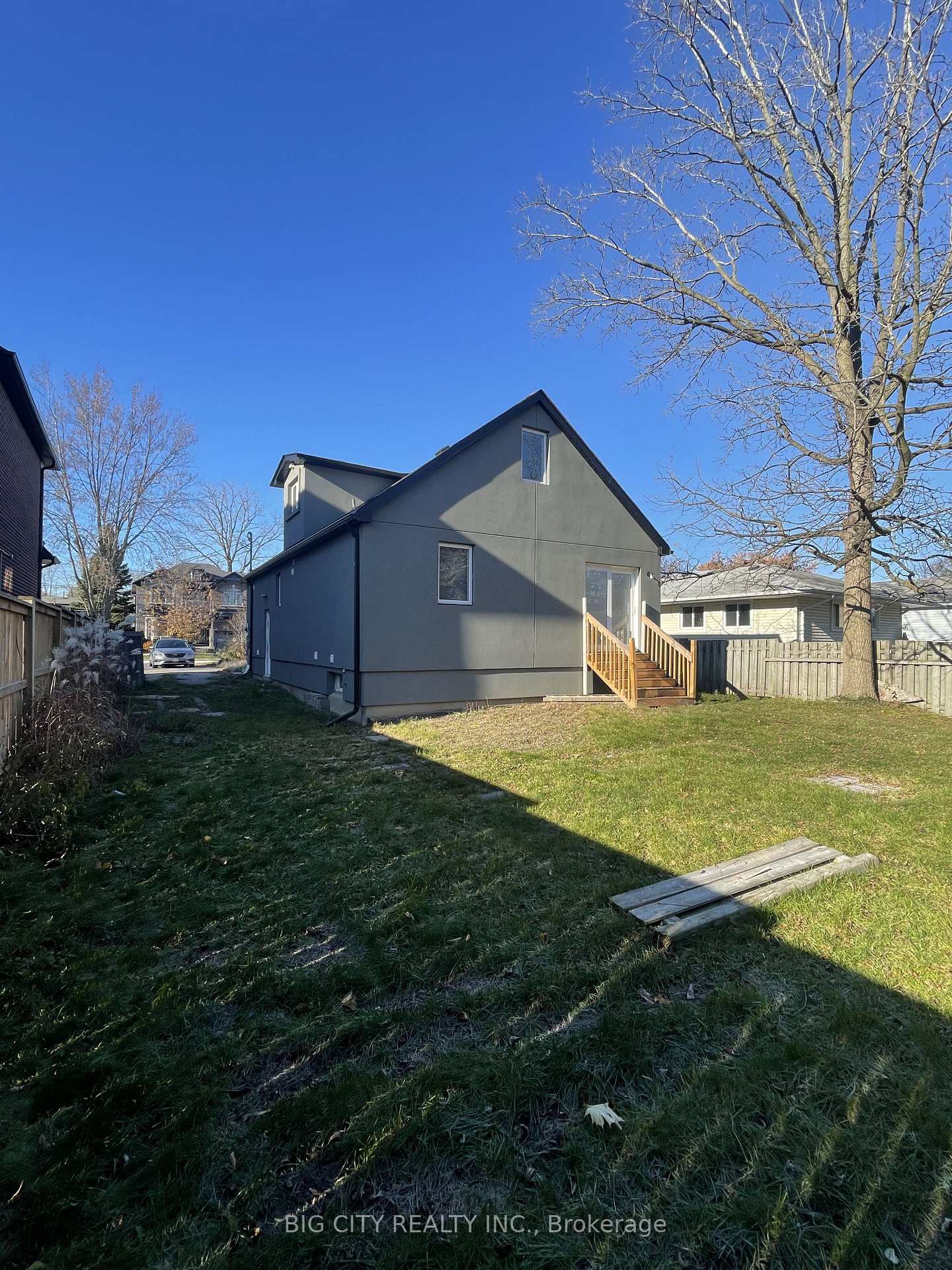 Photo 19 of 741 Hillview Crescent, Pickering, West Shore — HOMEH