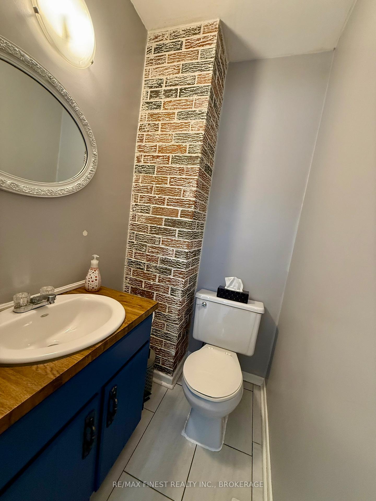 Photo 12 of 207 Raglan Road, Kingston, East of Sir John A. Blvd — HOMEH
