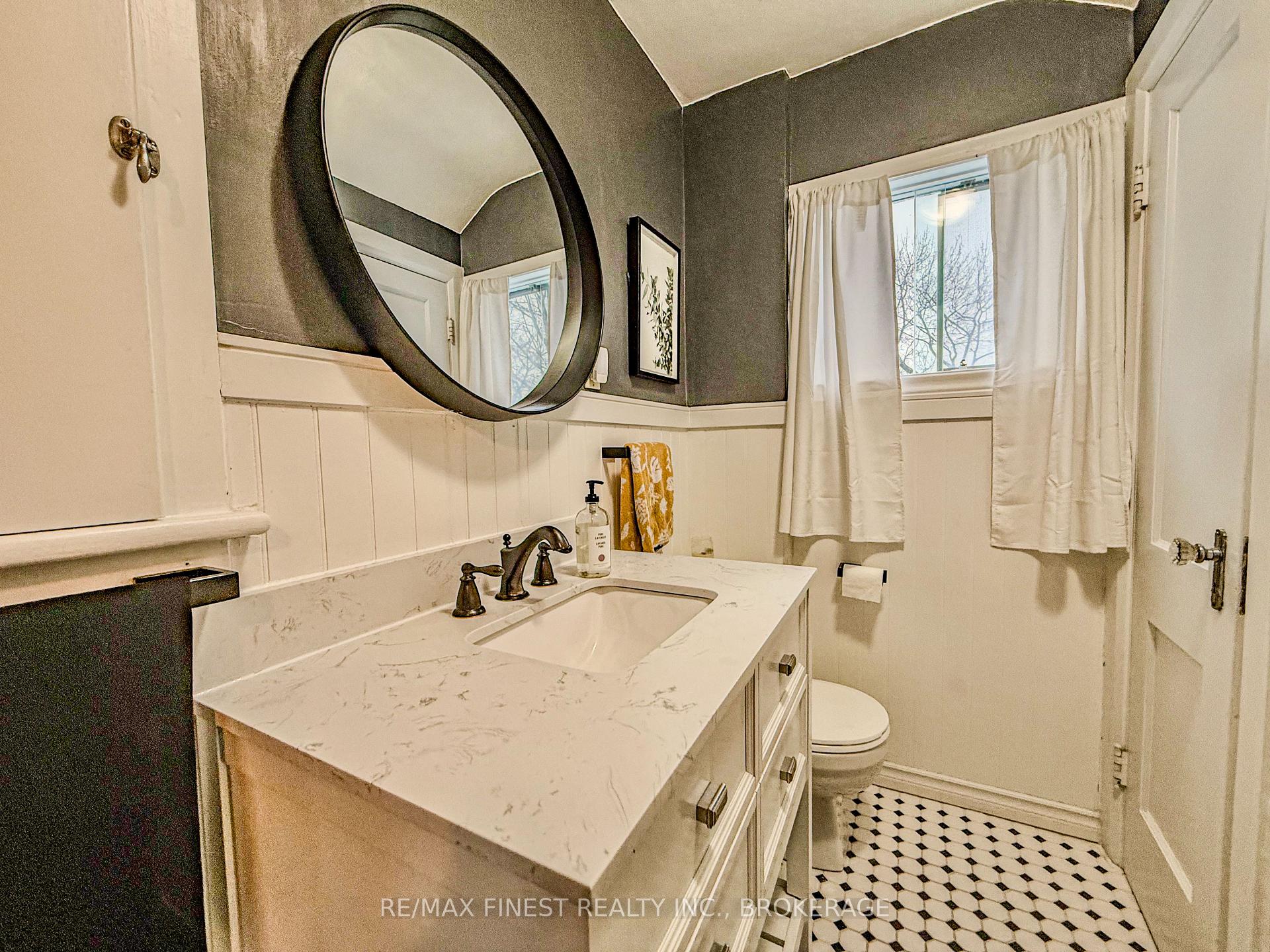 Photo 17 of 207 Raglan Road, Kingston, East of Sir John A. Blvd — HOMEH