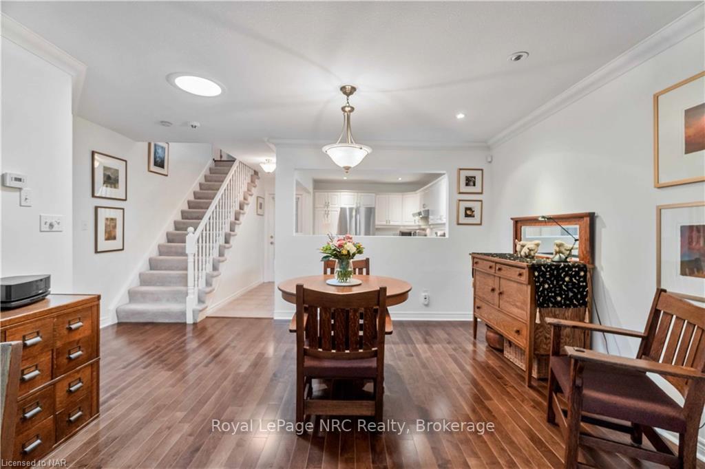 Photo 10 of 47 Stonegate Place, Pelham, Fonthill — HOMEH