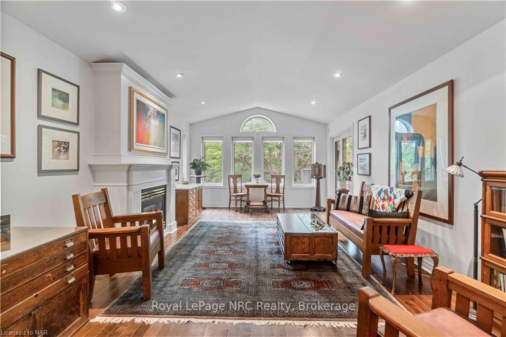 Photo 11 of 47 Stonegate Place, Pelham, Fonthill — HOMEH