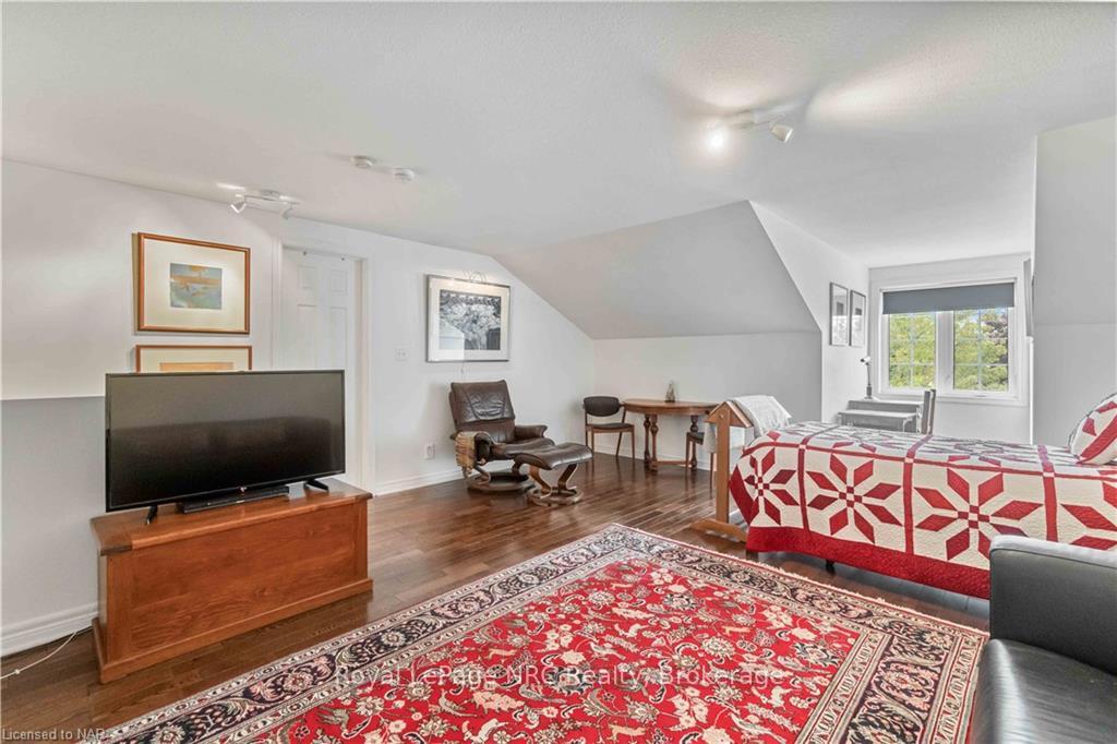 Photo 19 of 47 Stonegate Place, Pelham, Fonthill — HOMEH