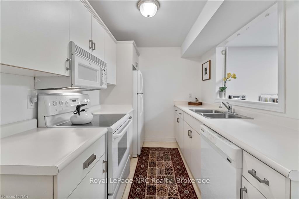 Photo 25 of 47 Stonegate Place, Pelham, Fonthill — HOMEH