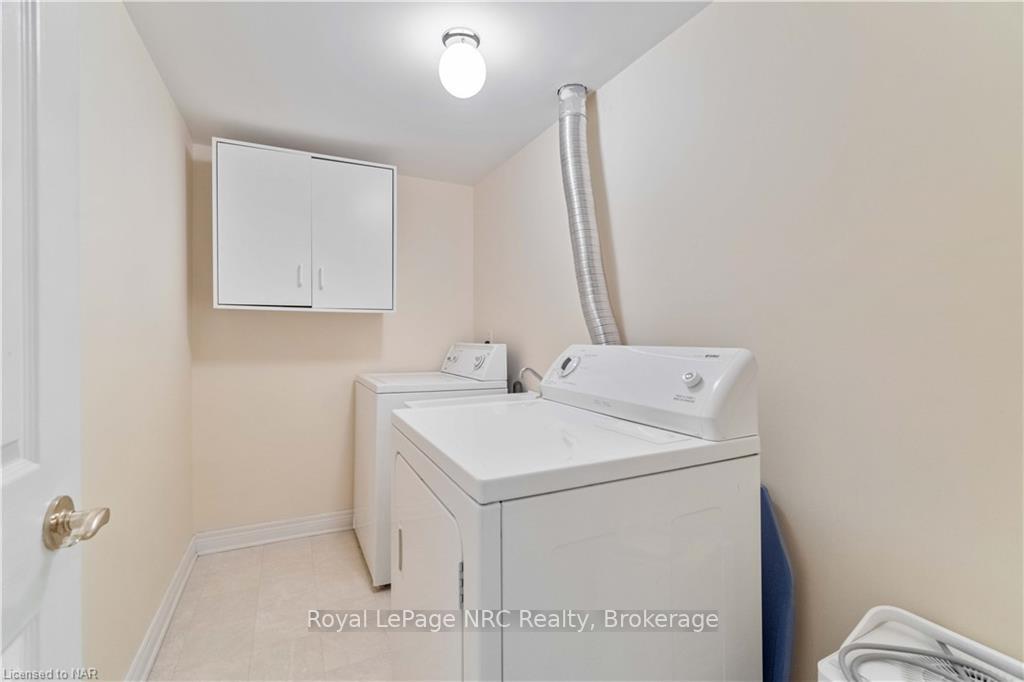 Photo 27 of 47 Stonegate Place, Pelham, Fonthill — HOMEH