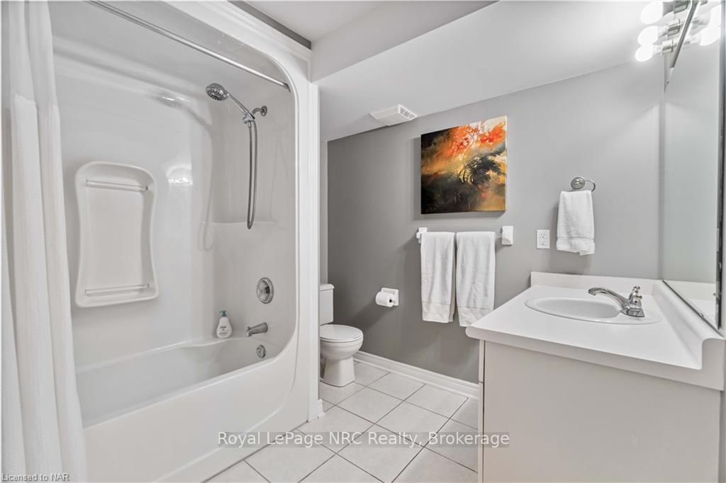 Photo 29 of 47 Stonegate Place, Pelham, Fonthill — HOMEH