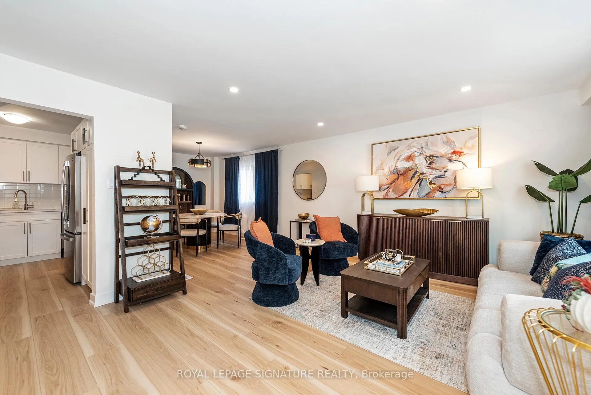 Photo 4 of 60-62 Delawana Drive, Hamilton, Riverdale — HOMEH