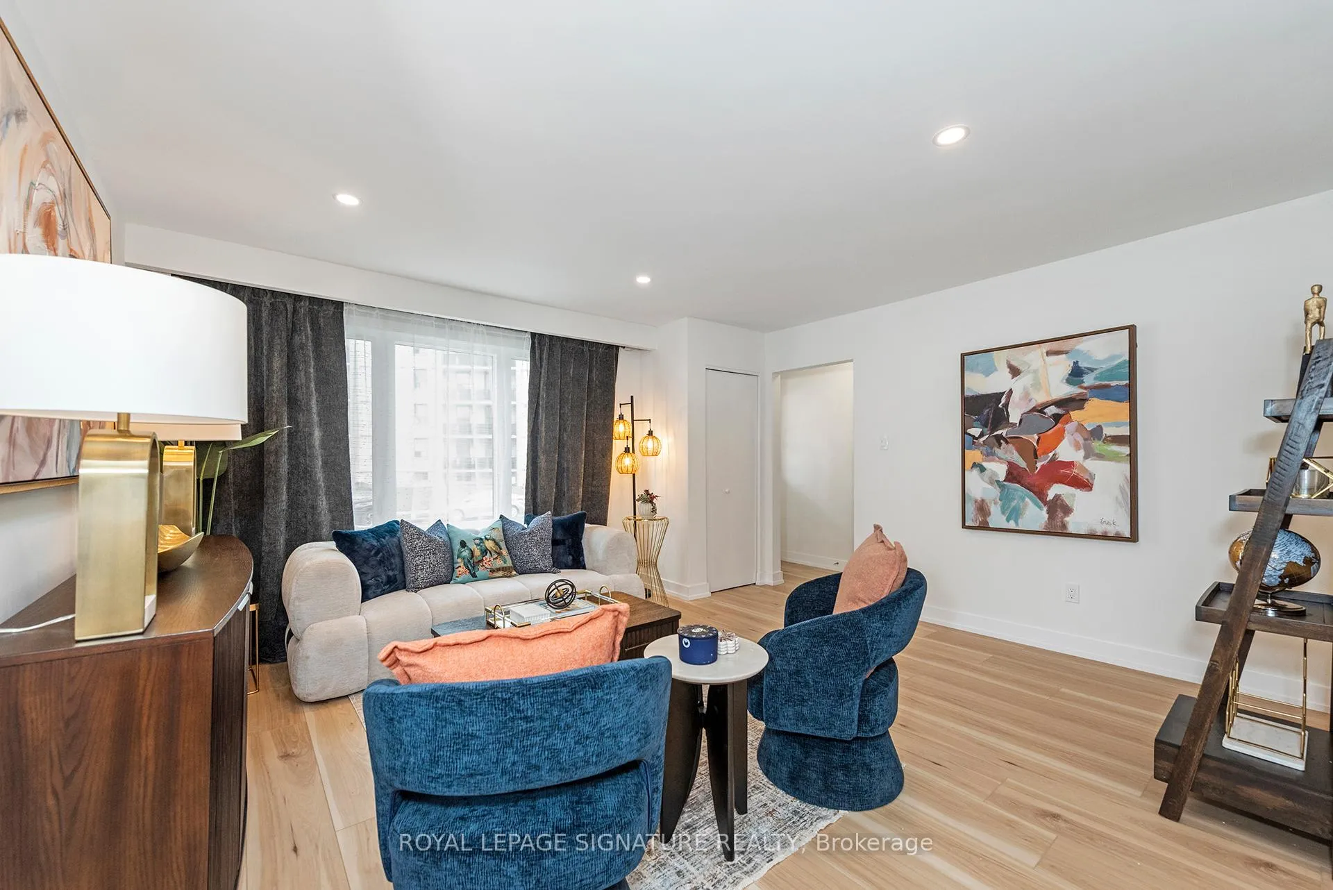 Photo 9 of 60-62 Delawana Drive, Hamilton, Riverdale — HOMEH