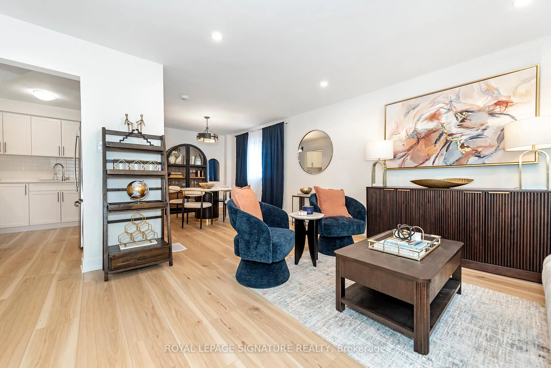 Photo 12 of 60-62 Delawana Drive, Hamilton, Riverdale — HOMEH