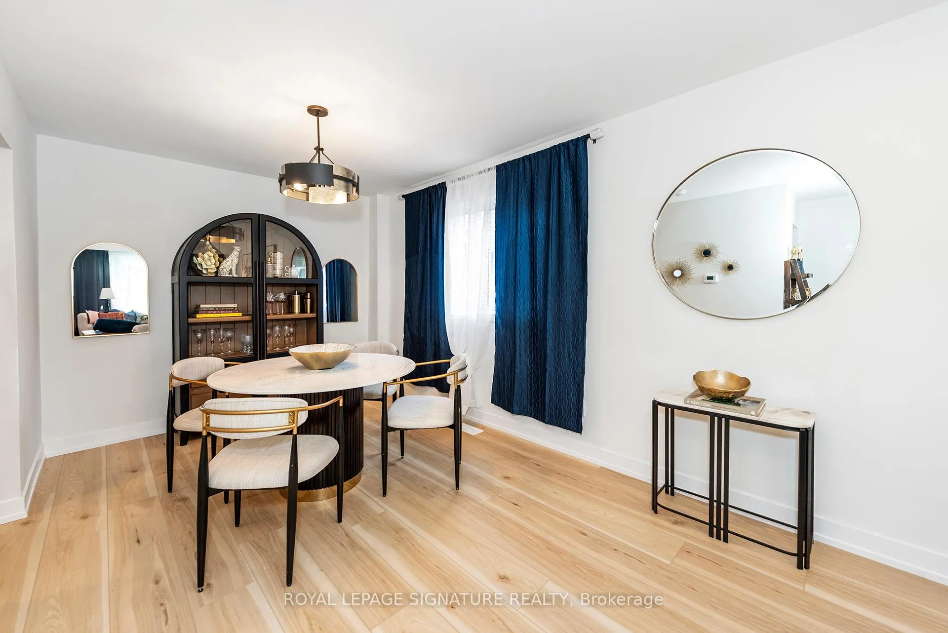Photo 13 of 60-62 Delawana Drive, Hamilton, Riverdale — HOMEH