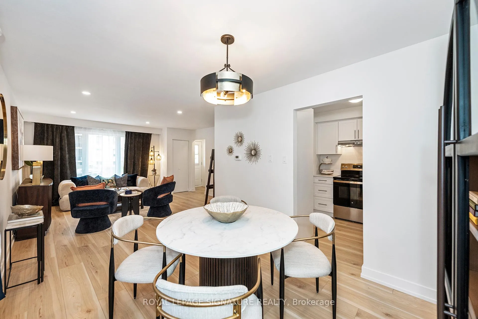 Photo 16 of 60-62 Delawana Drive, Hamilton, Riverdale — HOMEH